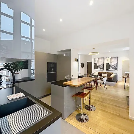 Apartment So Guest- Luxueux Appartement, Ancienne Maison De Champagne Proche Cathedrale