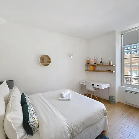 So Guest- Luxueux Appartement, Ancienne Maison De Champagne Proche Cathedrale Lejlighed